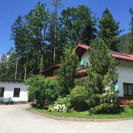 Waldhaus Apartmán *
